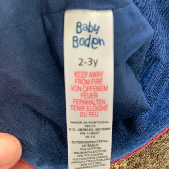 Adorable Collection of Childrens Hats! Sizes range -Infant to 4 years. 7 in all - Picture 8 of 8